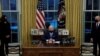 El presidente Joe Biden, junto a la vicepresidenta Kamala Harris y al nuevo secretario del Departamento de Seguridad Nacional (DHS) en la Casa Blanca, el 2 de febrero de 2021.