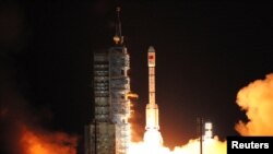 Peluncuran laboratorium antariksa eksperimental China dari landasan di Jiuquan, provinsi Gansu, China, 15 September 2016. (Foto: dok).