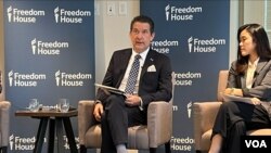 Juan Lorenzo Holman, gerente y editor del diario La Prensa en Washington durante su participación en el foro Defendiendo la democracia en el exilio, en Washington, EEUU, en septiembre del 2024.