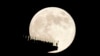 Here's your 2025 guide to the night sky and other celestial wow moments