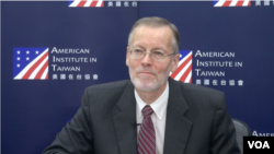 美国在台协会处长郦英杰 (William Brent Christensen)