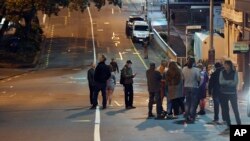 Des habitants évacués après un séisme près de Wellington le 14 novembre 2016. 