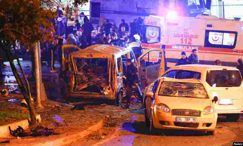Police arrive at the site of an explosion in central Istanbul, Dec. 10, 2016.