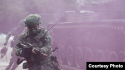 灣漢光演習實施淡水河防演練，阻絕敵軍來犯。（台灣國防部提供）