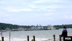 圖為停在雲朗海軍基地的柬埔寨海軍巡邏艇（2019年7月26日拍攝）。
