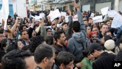 Une des nombreuses manifestations qui secouent la Tunisie en décembre 2010.