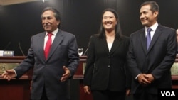 Alejandro Toledo (Izqu.), se quedó fuera de la contienda en la primera vuelta, mientras que Keiko Fujimori y Ollanta Humala buscarán la presidencia en segunda vuelta el próximo 5 de junio.