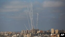 حملات موشکی گروه فلسطینی حماس از نوار غزه به اسرائیل- آرشیو