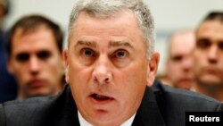 Le général John Abizaid, devant une commission parlementaire, Washington, le 1er août 2007. 