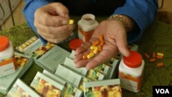Los científicos dicen que no hay beneficios para los hombres que ingirieron 400 unidades de vitamina E al día.