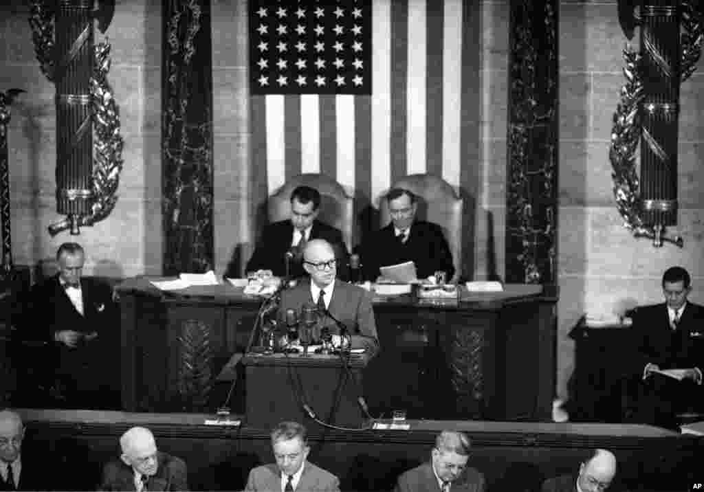 U.S. President Dwight Eisenhower delivers his first State of the Union Address before a joint session of Congress in Washington, Feb. 2, 1953.