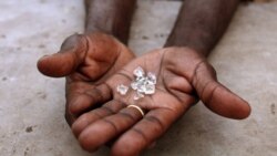 Especialistas divergem quanto a exigência do G 7 de certificação da origem dos diamantes – 2:46
