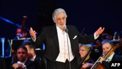 Una pesquisa realizada por abogados contratados por el Sindicato Estadounidense de Artistas Musicales (AGMA, por sus siglas en inglés) concluyó que las declaraciones de 27 personas mostraban un patrón claro de abusos sexuales y abuso de poder por parte de Plácido Domingo.