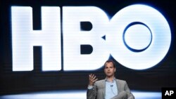 Casey Bloys, Presiden Program di HBO berpartisipasi dalam sebuah panel diskusi di Beverly Hilton, Beverly Hills, California. (Foto:dok)
