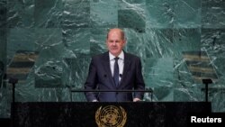 德国总理奥拉夫·朔尔茨(Olaf Scholz)在联大会议上发言。（路透社2022年9月20日）