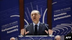 Türkiyə baş naziri AŞPA-dakı çıxışında Qarabağ məsələsinə toxundu