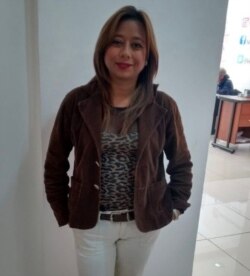 Claudia Segura, psicóloga voluntaria para atender pacientes en Latinoamérica.