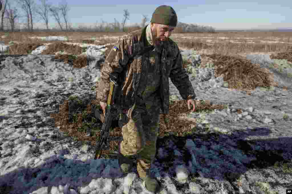 Ukraina kuchlari, Lugansk, 14-fevral, 2022