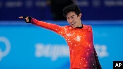 베이징 동계올림픽에 출전한 미국 대표팀 네이선 첸이 10일 남자 싱글 프리스케이팅에서 금메달을 목에 걸었다.