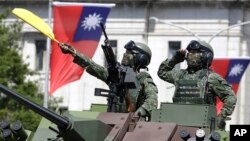 台灣士兵在中華民國國慶日。