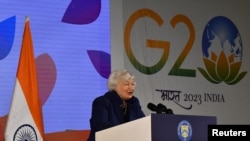 Глава Минфина Джанет Йеллен выступает на совещании министров финансов стран G7 в Бангалоре. 23 февраля 2023 г.