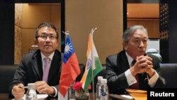 台湾官员2019年9月20日在新德里举行记者会（路透社）