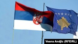 Zastave Srbije i Kosova - ilustrovana kombinacija