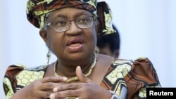 ARCHIVO: La directora general de la Oorganización Mundial de Comercio, OMC, Ngozi Okonjo-Iweala.