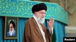 د ایران مذهبي مشر ایتالله علي خامنهيي