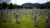 Memorijalni centar genocida u Srebrenici se vidi u Potočarima, Bosna i Hercegovina, 22. maja 2024. Generalna skupština UN-a je 23. maja izglasala da se 11. jul godišnje proglasi međunarodnim danom razmišljanja i sjećanja na genocid u Srebrenici 1995. godine.