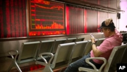 El aumento de los aranceles del presidente Donald Trump sobre $ 200 mil millones en importaciones chinas tuvo efecto, aumentando las tensiones con Beijing.