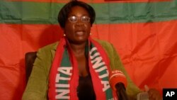 Amélia Judith, secretária provincial da UNITA na Huíla (VOA/Teodoro Albano)