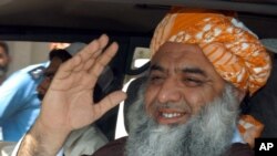 پرون ناوخته د پاکستان تحریک انصاف د مشرانو سره  ليدو وروسته مطبوعاتو سره خبرو کې مولانا فضل الرحمان ويلي، د جمهوریت او دستور بالادستۍ د پاره به هڅې جاري ساتي او کیدې شي، ګوند یې د حکومت پرضد جوړ تحریک (تحفظ ايين) نومې غټ حزب اختلاف برخه جوړ شي