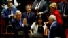 Moción de censura derriba al Gobierno y agrava la crisis política de Francia