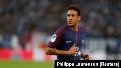 Neymar lors du match OM-PSG au velodrome, Marseille le 22 October 2017 REUTERS/Philippe Laurenson
