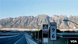 Las autoridades encontraron el segundo tunel en menos de un mes en la frontera entre México y Estados Unidos.