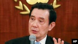2015年11月5日台湾总统马英九在总统府新闻发布会上为即将与中国国家主席习近平会谈辩护。