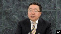 지난 9월 뉴욕 유엔 본부에서 열린 제68차 유엔 총회에서 차히야 엘벡도르지 몽골 대통령이 연설하고 있다.