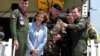 La ministre Florence Parly avec le président Emmanuel Macron en visite sur une base de l'armée française à Istres, France, le 20 juillet 2017.