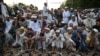 Kelompok Sunni dalam demo anti-Syiah di Islamabad, 17 September 2020. 