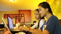បទ​សម្ភាសន៍៖ ការ​ដាក់​គំនាម​លើ​ប្រព័ន្ធ​អ៊ីនធឺណិត​ជា​គ្រោះ​ថ្នាក់​ដល់​លទ្ធិ​ប្រជាធិបតេយ្យ​នៅ​កម្ពុជា