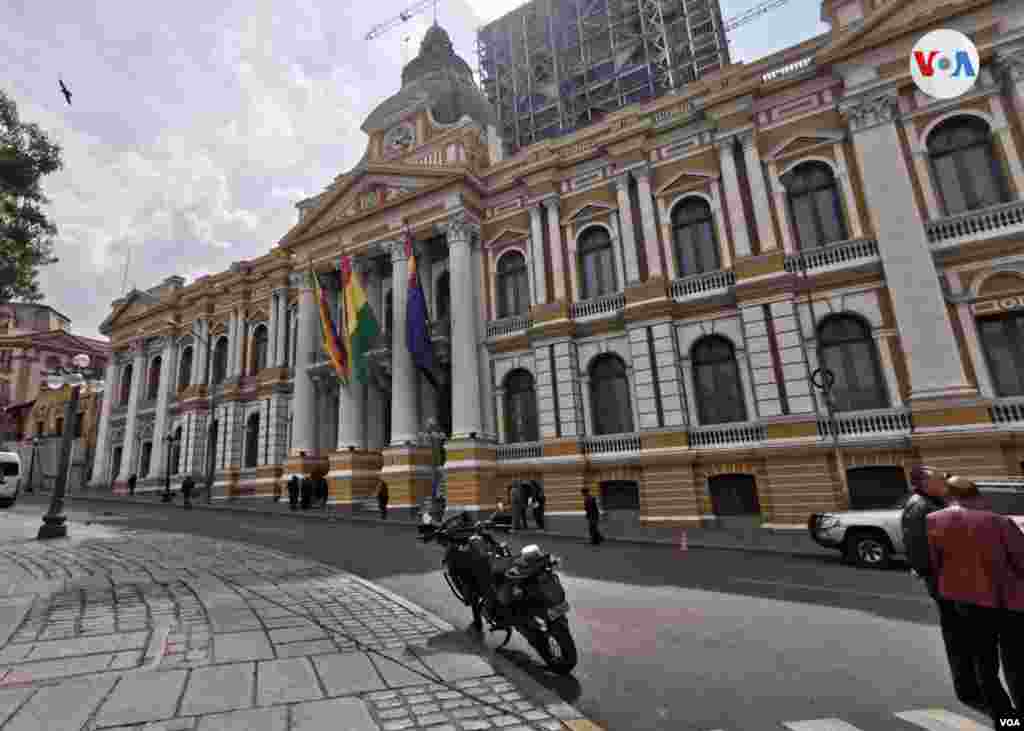 Los gobiernos de Brasil y Estados Unidos ya reconocieron a la senadora de la oposición Jeanine Áñez, quien asumió esta semana la presidencia interina de Bolivia.