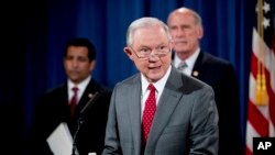 Le ministre de la Justice Jeff Sessions donne une conférence de presse à Washington, le 4 août 2017.