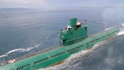 미국의 정치·군사전문 웹진인 '워싱턴 프리 비컨'이 26일 잠수함 발사 탄도미사일(SLBM)을 북한이 보유하고 있다는 관측을 제기했다. 지난 6월 북한 조선중앙통신이 김정은 국방위원회 제1위원장이 동해 잠수함 부대인 제167군부대를 방문, 직접 탑승해 훈련을 지도했다고 보도한 잠수함.