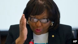 La directora de la Organización Panamericana de la Salud, Carissa Etienne.