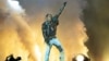 Travis Scott se produit sur scène le premier jour du Festival Astroworld Music au NRG Park le 5 novembre 2021 à Houston. 