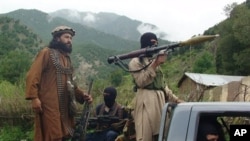 Serangan pesawat tak berawak NATO pekan ini berhasil menewaskan Maulawi Dadullah, srorang pimpinan Taliban-Pakistan (foto: dok).