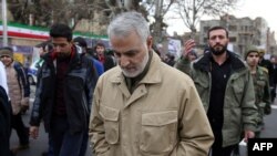 伊朗精锐部队圣城军(Quds Force)司令卡西姆·苏莱曼尼将军(General Qassem Soleimani)2016年参加伊朗伊斯兰革命的周年纪念活动。