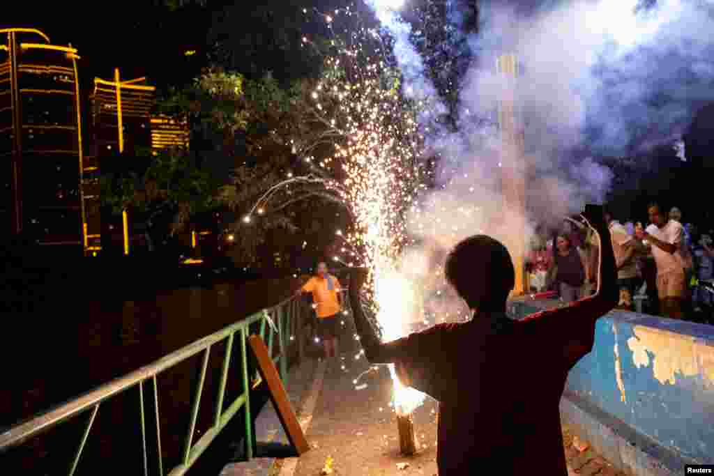 Filipinos se reunen para celebrar el Año Nuevo 