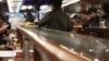 Un restaurante en Argentina ‘hace volar’ los sándwiches a sus comensales 